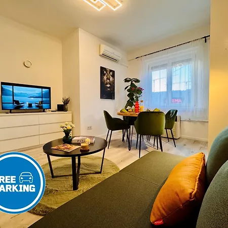 Citylink Nest - Free Garage, Ac & Metro Access Apartment Budapest