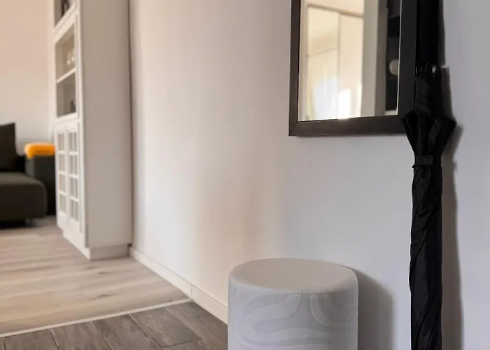 Citylink Nest - Free Garage, Ac & Metro Access *
