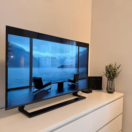 Citylink Nest - Free Garage, Ac & Metro Access Appartement *